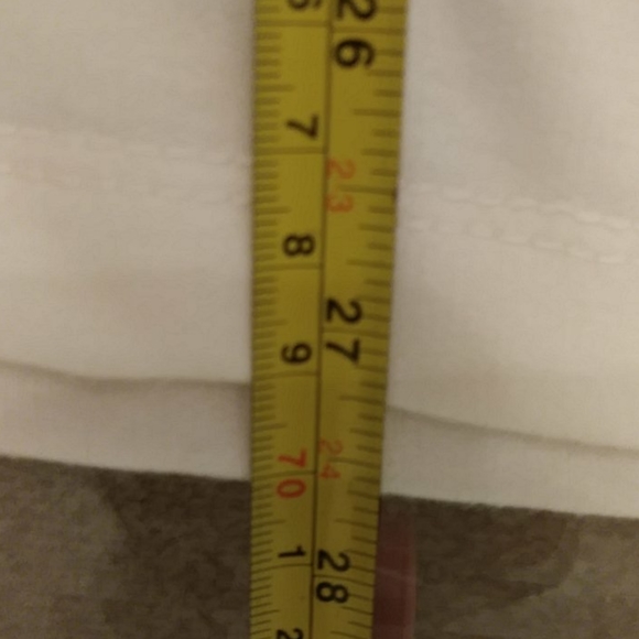 Cold Shoulder Ruffle Ivory Top Size Large - Picture 9 of 12